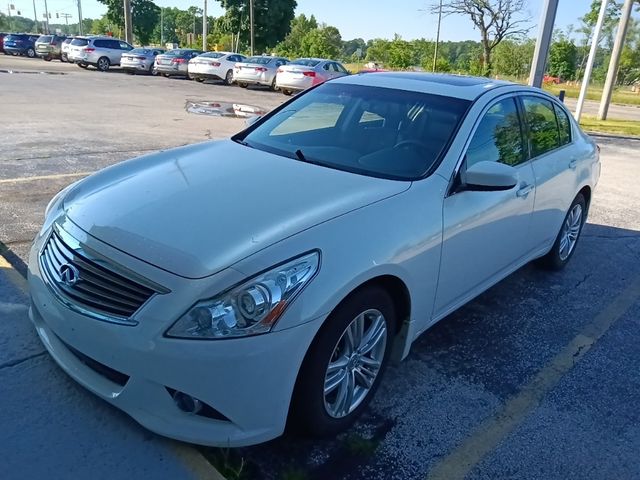 2013 INFINITI G37 X