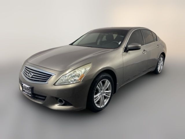 2013 INFINITI G37 X