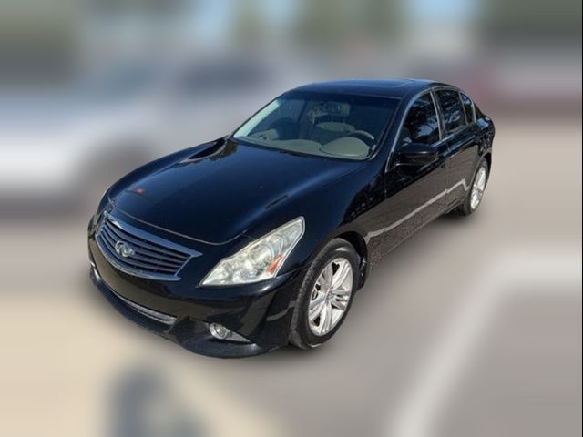 2013 INFINITI G37 X