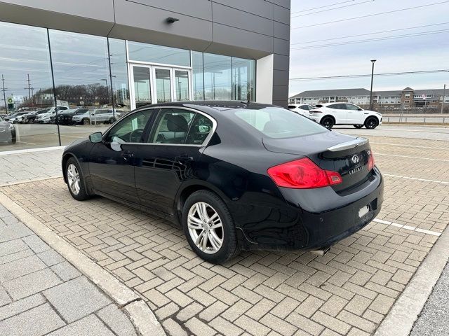 2013 INFINITI G37 X