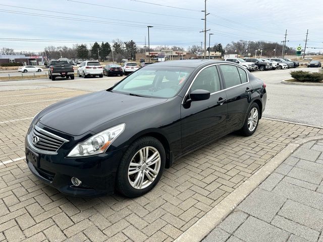 2013 INFINITI G37 X