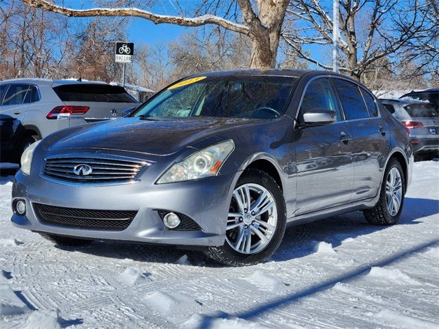 2013 INFINITI G37 X