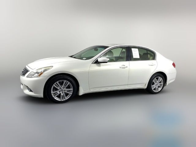 2013 INFINITI G37 X