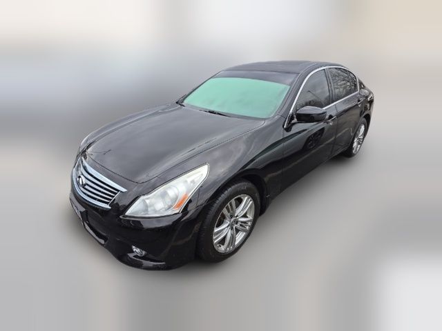 2013 INFINITI G37 X