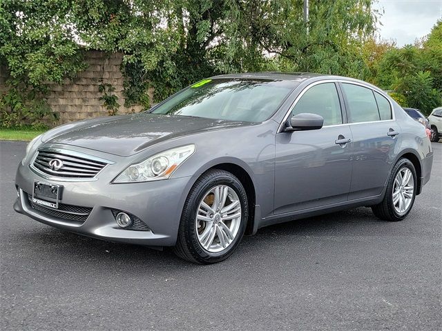 2013 INFINITI G37 X