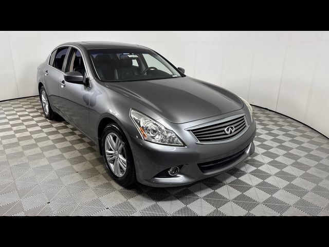 2013 INFINITI G37 X