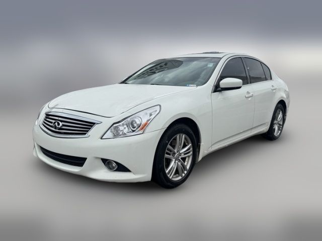 2013 INFINITI G37 X