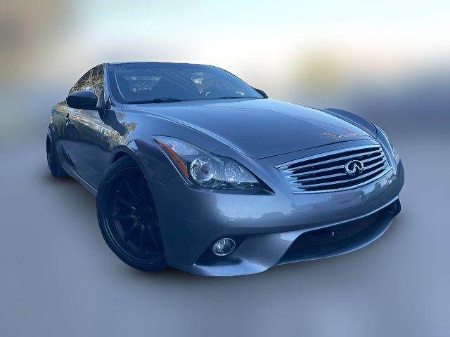 2013 INFINITI G37 Sport 6MT