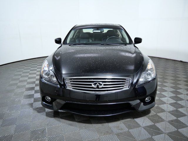 2013 INFINITI G37 Sport 6MT