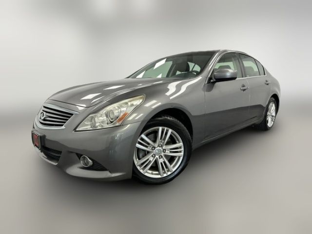 2013 INFINITI G37 X