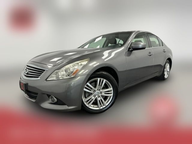 2013 INFINITI G37 X