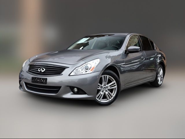 2013 INFINITI G37 X