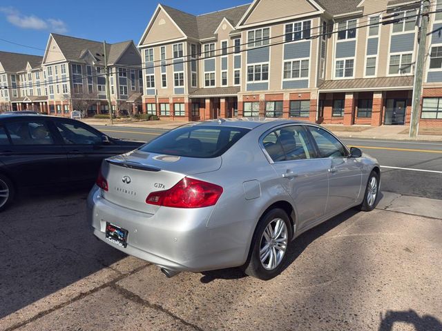 2013 INFINITI G37 X