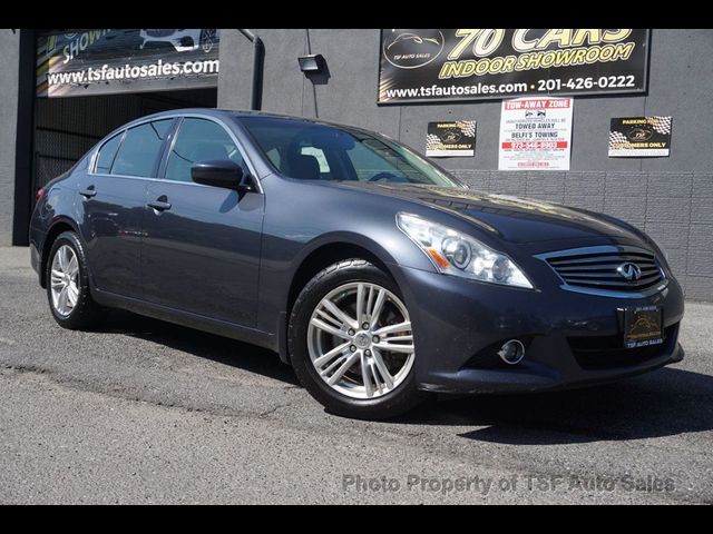 2013 INFINITI G37 X