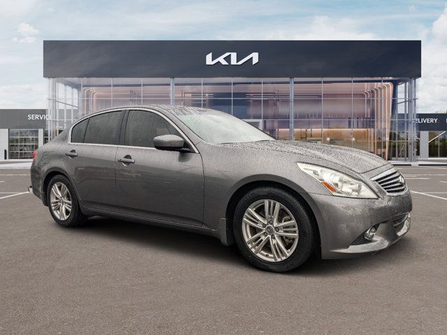 2013 INFINITI G37 Journey