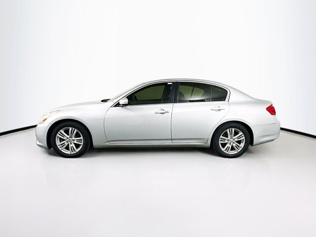 2013 INFINITI G37 Journey