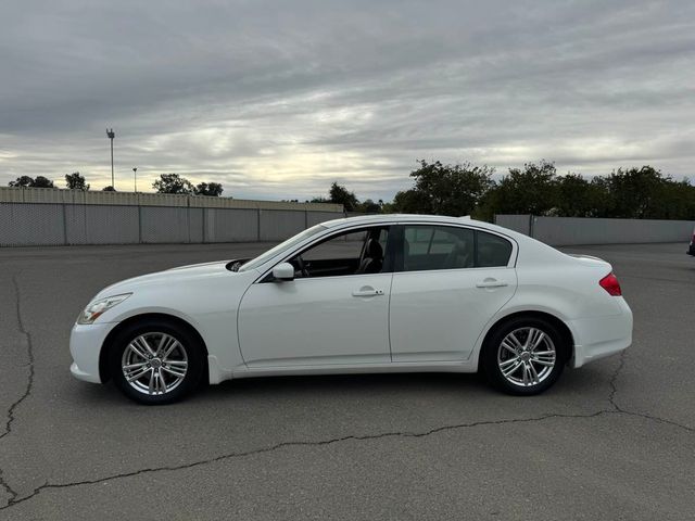 2013 INFINITI G37 Journey