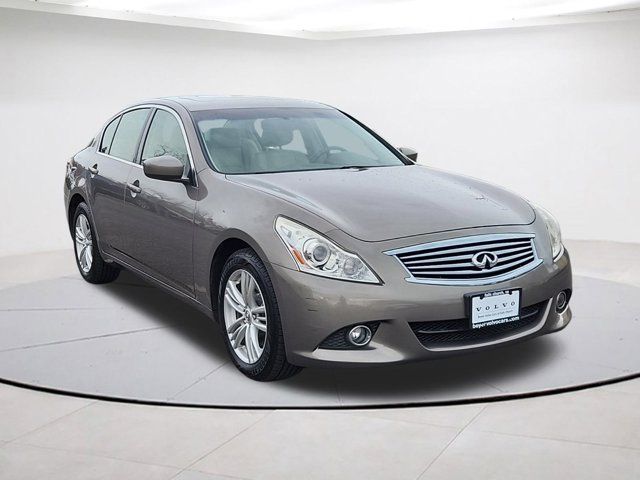 2013 INFINITI G37 X