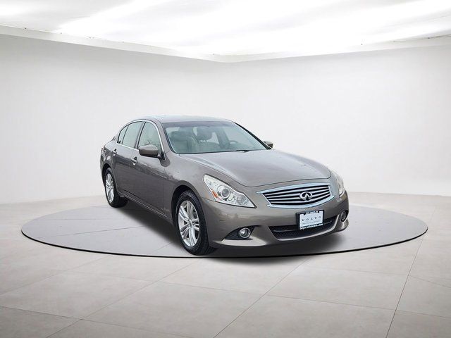 2013 INFINITI G37 X