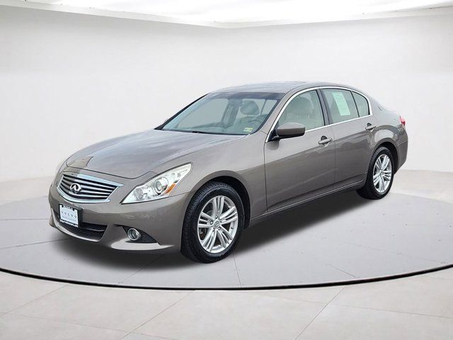 2013 INFINITI G37 X