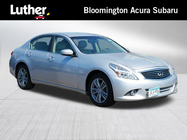 2013 INFINITI G37 X