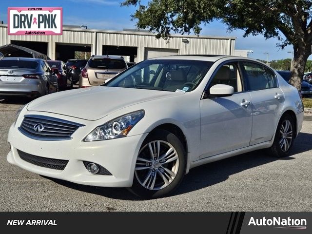 2013 INFINITI G37 X