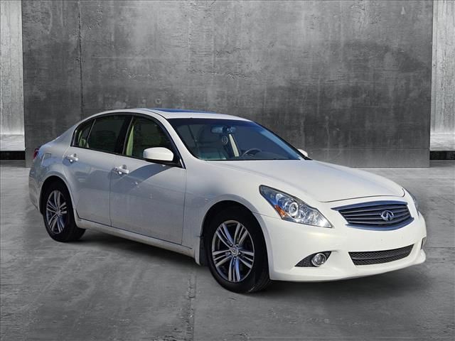 2013 INFINITI G37 X