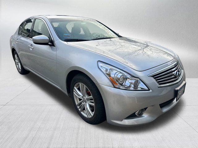 2013 INFINITI G37 X