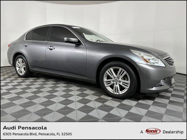 2013 INFINITI G37 X