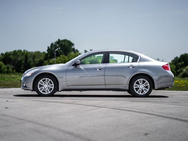 2013 INFINITI G37 X