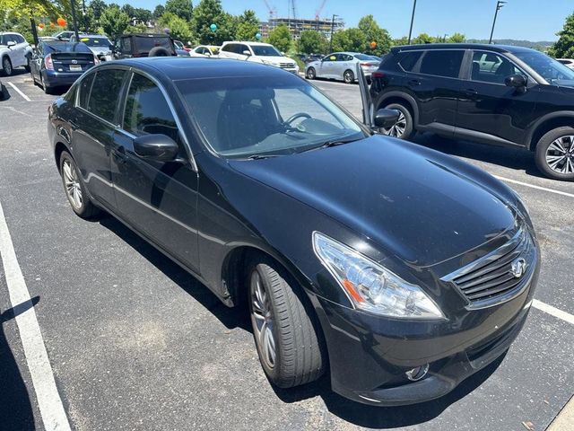 2013 INFINITI G37 X