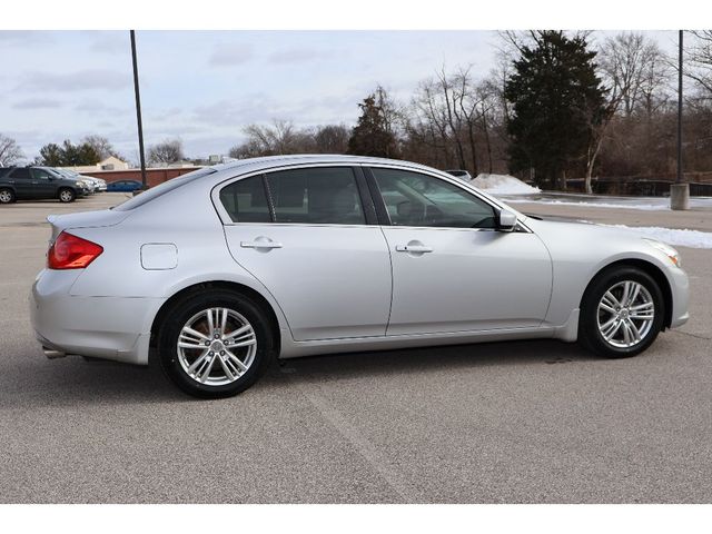 2013 INFINITI G37 X