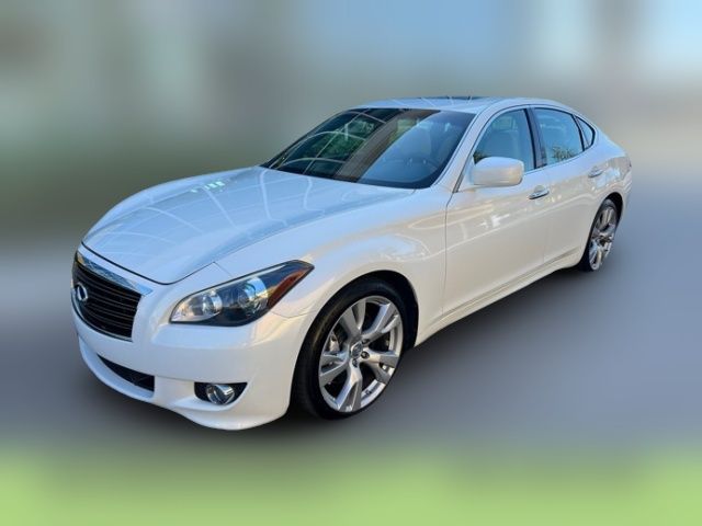 2013 INFINITI M56 Base