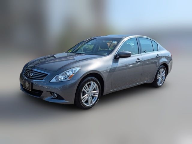 2013 INFINITI G37 X