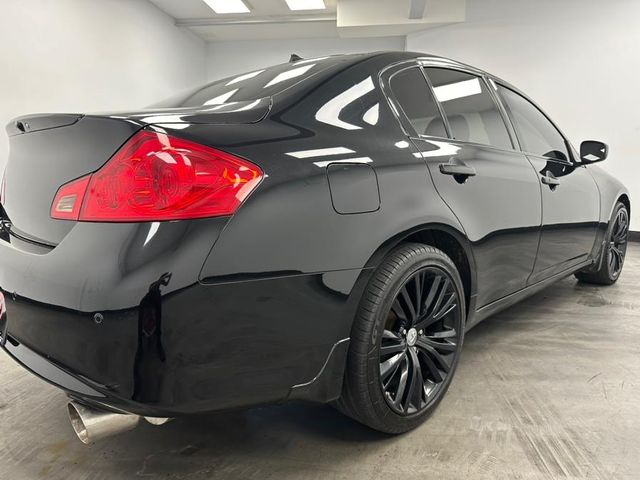 2013 INFINITI G37 X