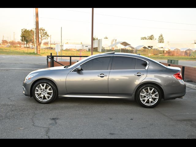 2013 INFINITI G37 Sport 6MT