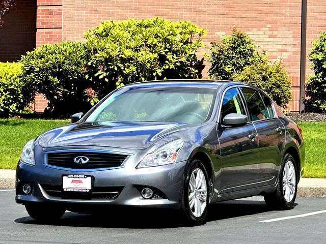 2013 INFINITI G37 X