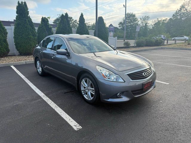 2013 INFINITI G37 X