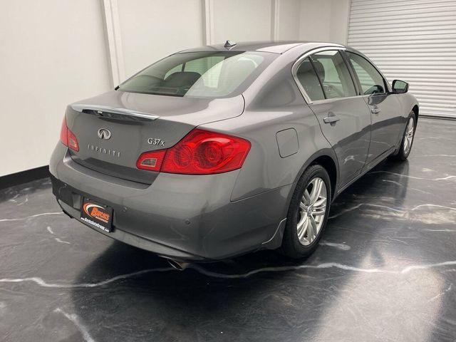 2013 INFINITI G37 X