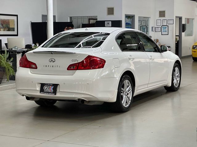 2013 INFINITI G37 X