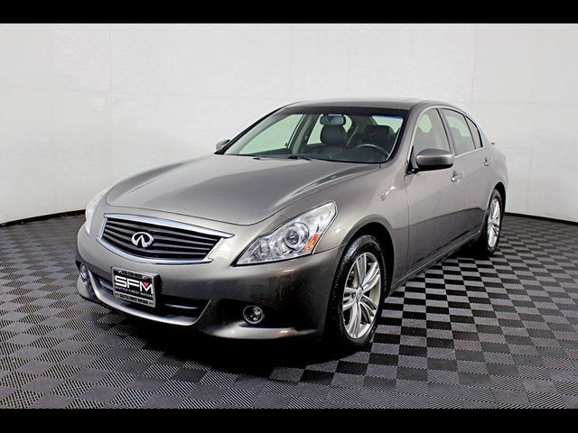 2013 INFINITI G37 X