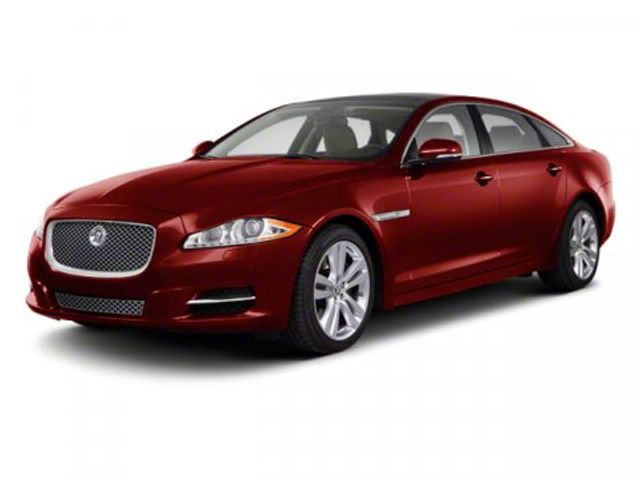 2013 Jaguar XJ Base