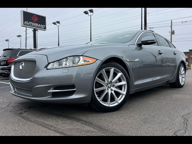 2013 Jaguar XJ Base