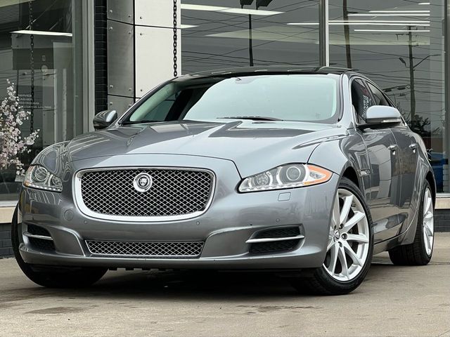 2013 Jaguar XJ Base