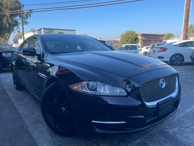 2013 Jaguar XJ Base