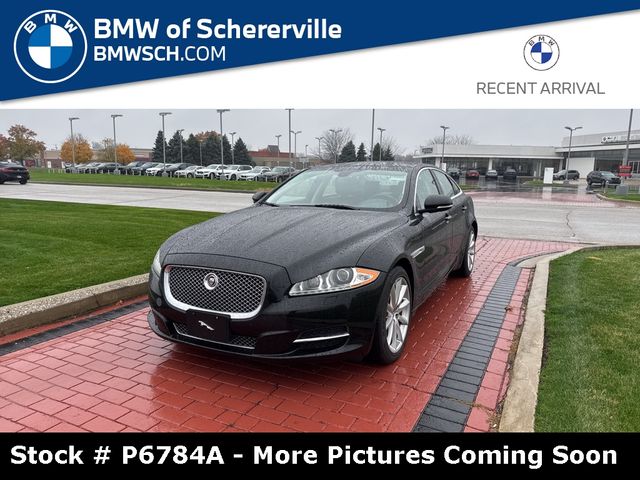 2013 Jaguar XJ Base