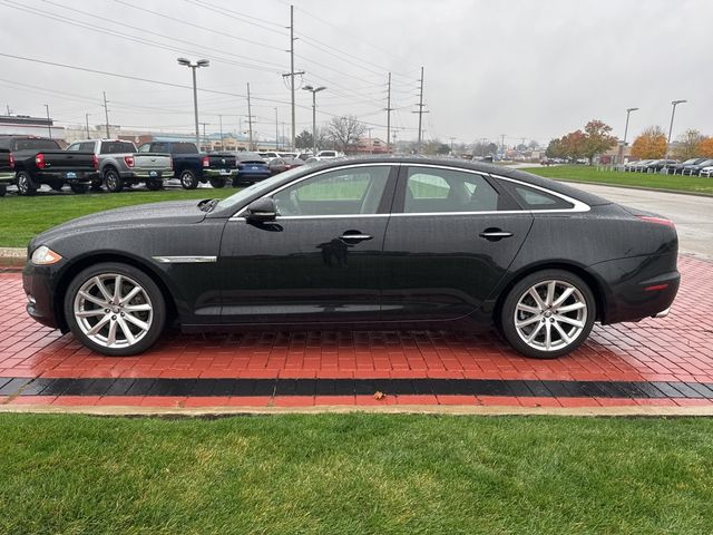 2013 Jaguar XJ Base