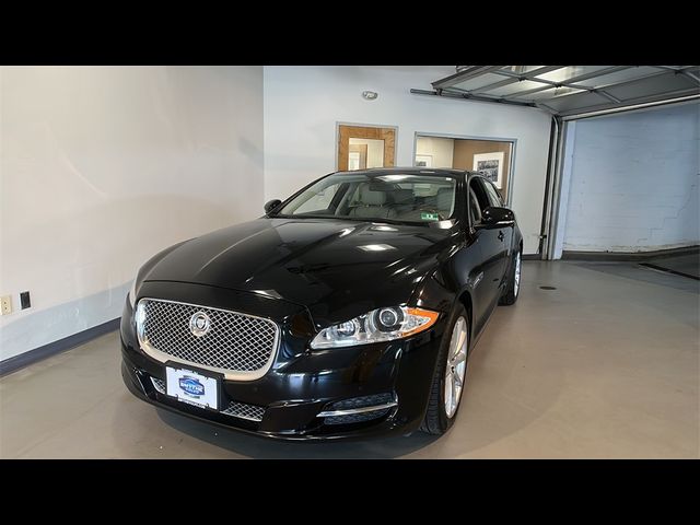 2013 Jaguar XJ Base