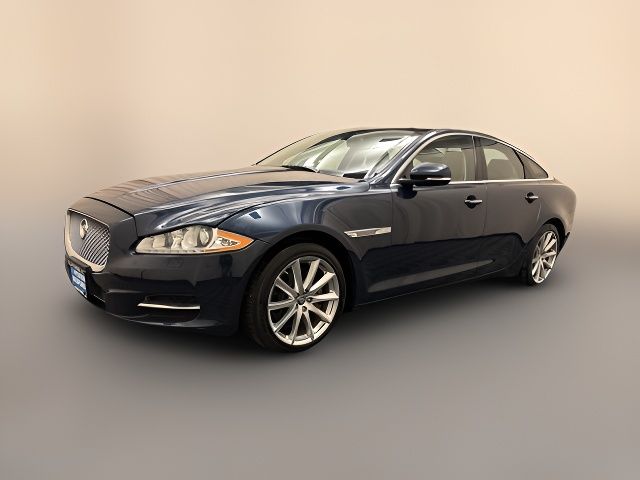 2013 Jaguar XJ Base