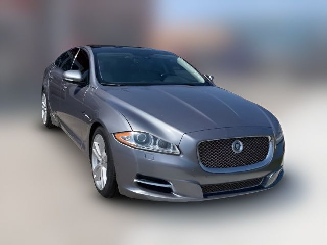 2013 Jaguar XJ Base